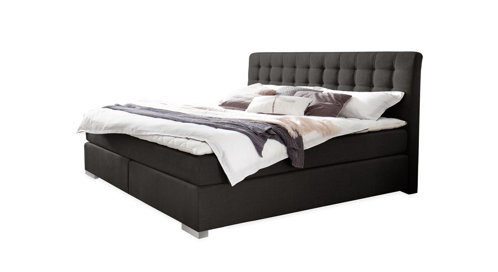 Das Boxspring-System verfügt über eine hochwertige Wendematratze, die eine individuelle Anpassung ermöglicht.