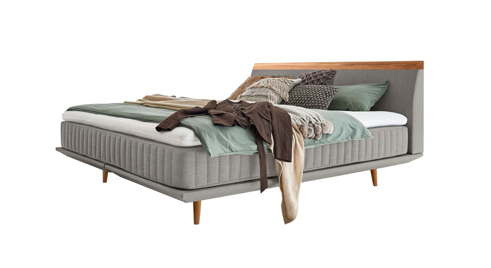 Das moderne Boxspringbett "Mavilla" ist in verschiedenen Größen und Farben lieferbar – hier in Hellgrau.