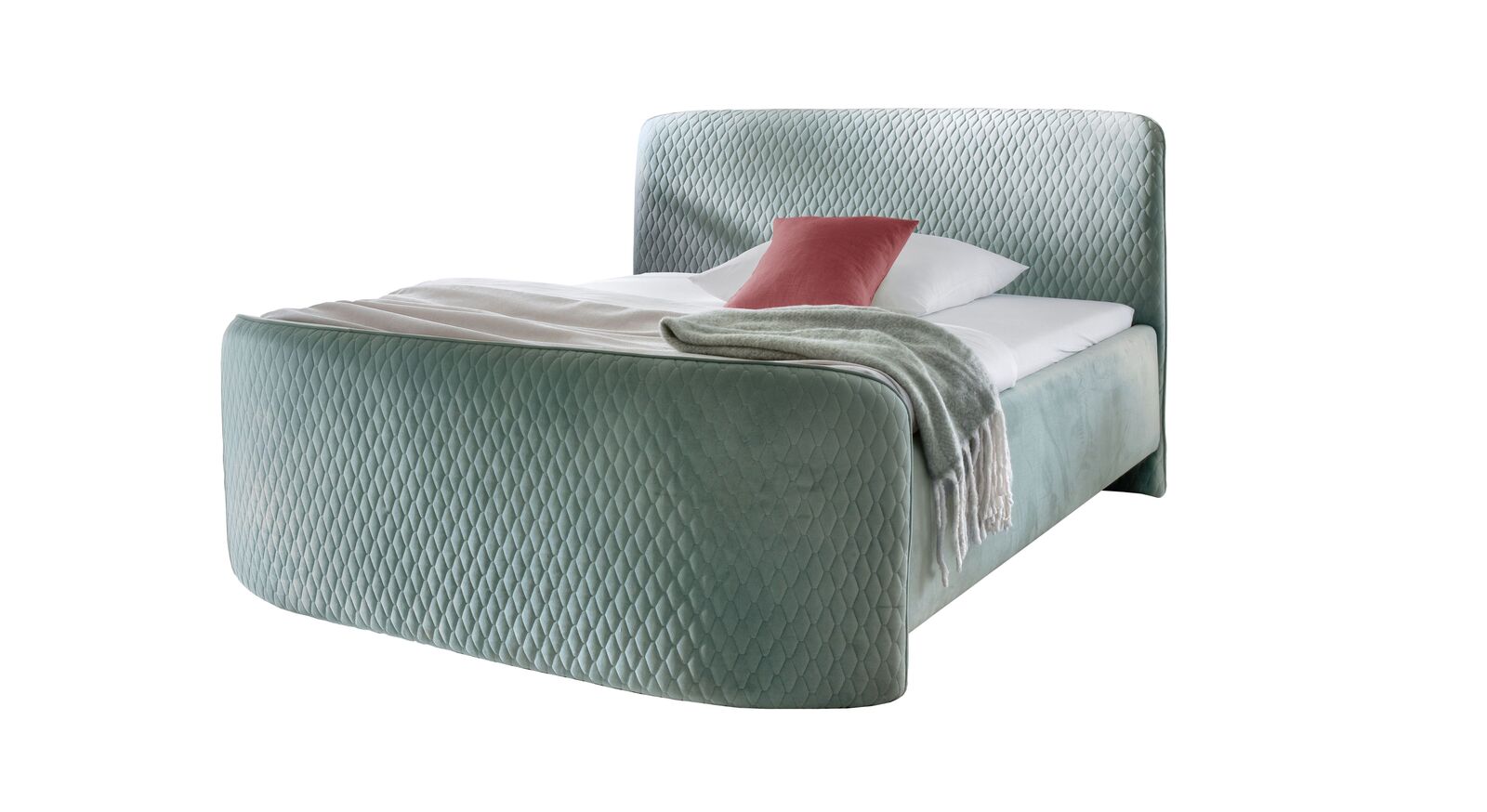 Das pompös wirkende Boxspringbett "Selina" wird inklusive zweier mittelweicher Taschenfederkern-Matratzen geliefert.