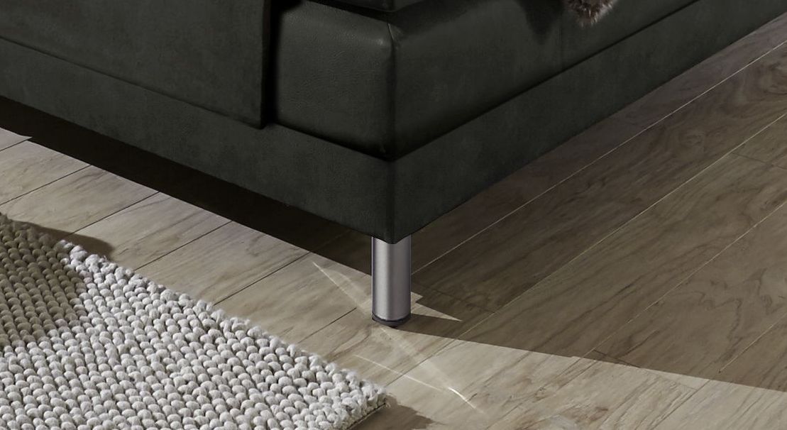 Elegante Bettbeine aus alufarbenem Metall sorgen für einen sicheren Stand des "Zamora Elektro".