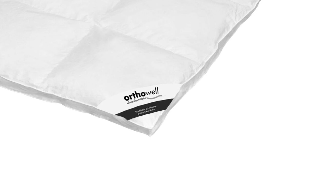 Mit der exklusiven Daunen-Bettdecke der Marke orthowell erhalten Sie ein Qualitätsprodukt, das in Deutschland gefertigt wird.