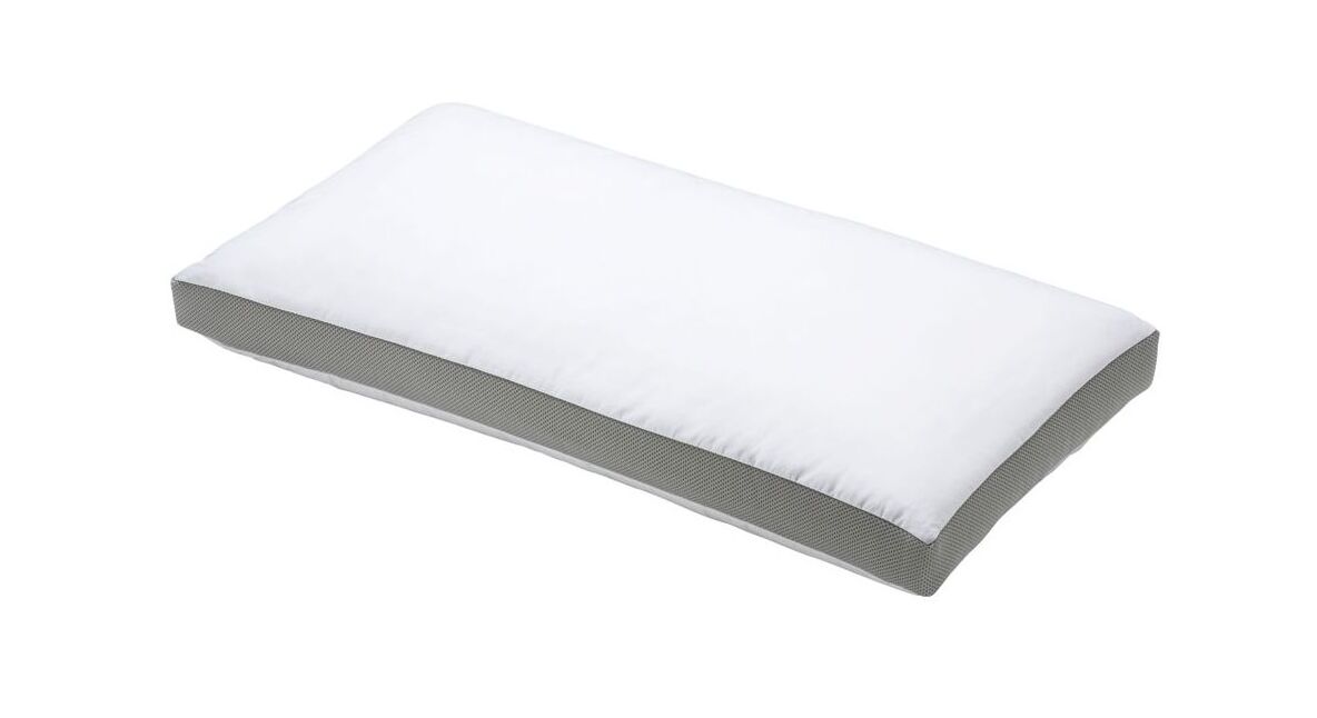 Ideal für Personen mit schmalen Schultern: das SCHLAFSTIL Daunen-Nackenstützkissen "S700" mit 6 cm Außensteg.