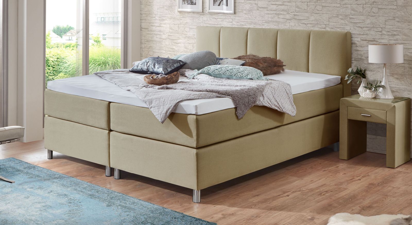 Entspannen und relaxen &ndash; das naturfarbene Boxspringbett "Rockford" mit 66 cm Liegeh&ouml;he.