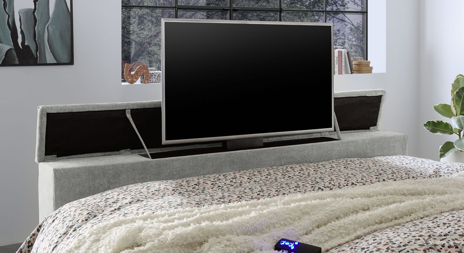Die TV-Halterung eignet sich f&uuml;hr Fernsehger&auml;te bis 40 Zoll und einem Gewicht von maximal 60 kg.