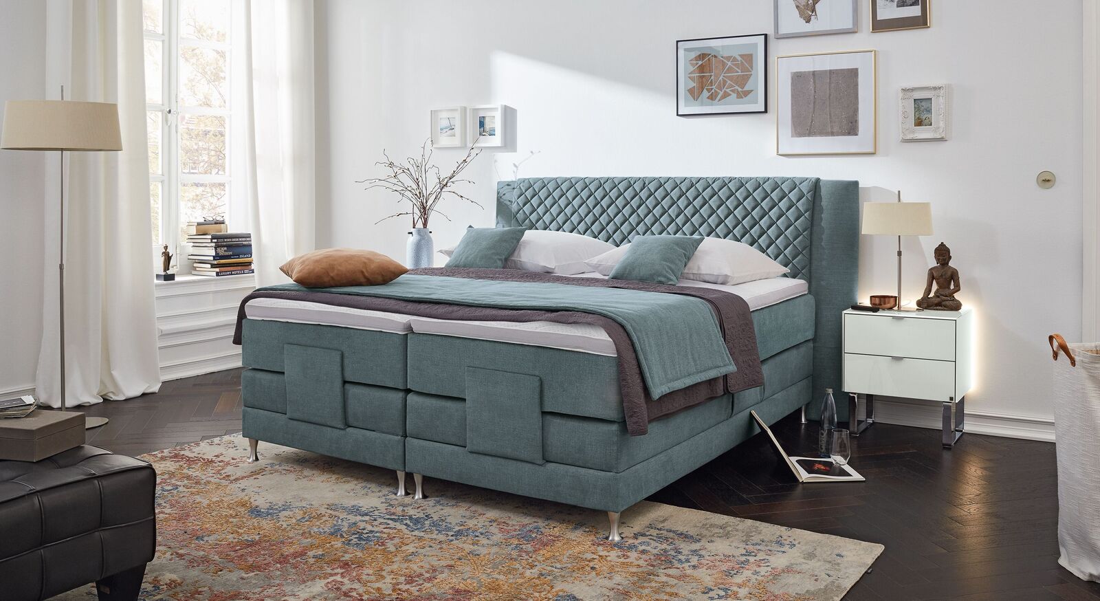 Genie&szlig;en Sie erholsame N&auml;chte in Ihrem neuen, elektrisch verstellbaren MUSTERRING Boxspringbett "Felina-Motor" mit Rautensteppung.