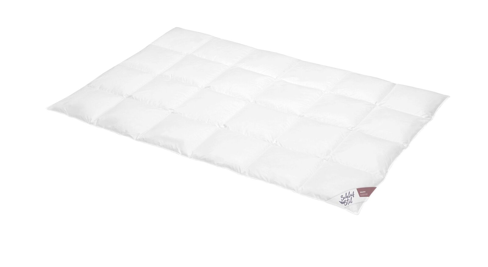 Die volumin&ouml;se SCHLAFSTIL Daunen-Bettdecke "D500" warm mit 3 cm hohen Innen- und Au&szlig;enstegen eignet sich perfekt f&uuml;r kalte Wintern&auml;chte.