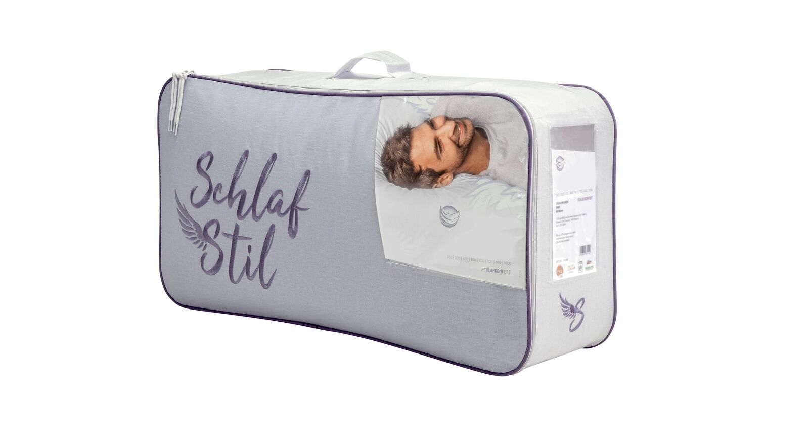 Die kuschelige Bettdecke wird in einer hochwertigen Tasche mit aufwendiger Stickerei geliefert.